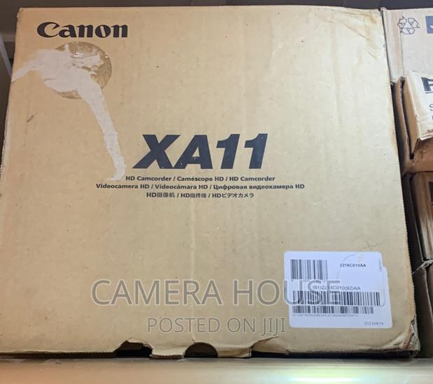 Canon XA11 HD Camcorder · Photo 2