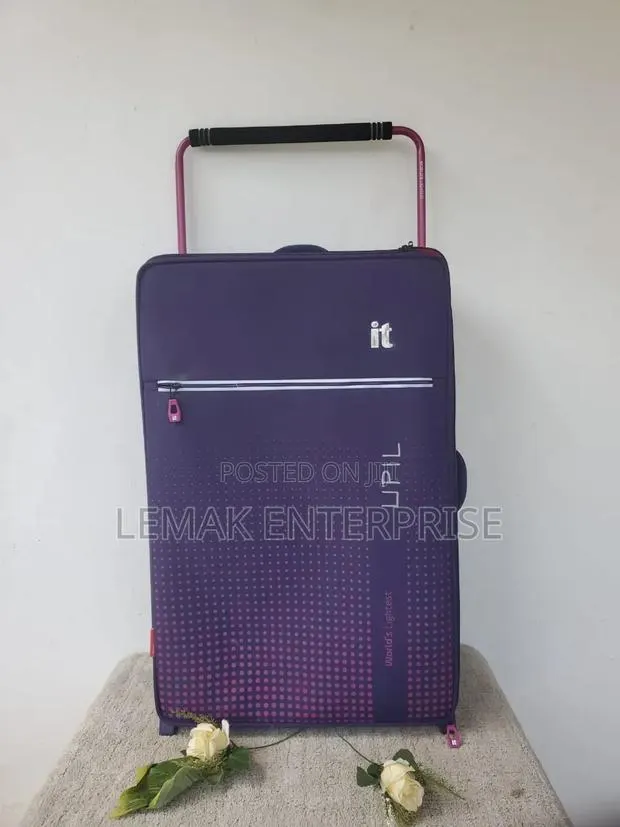 It Luggage Vitalize 2-Wheel Softshell Suitcase. Purple Gradient Design · Photo 1