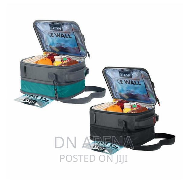 Titan Insulated Lunch Bag With Bowls · Photo 5