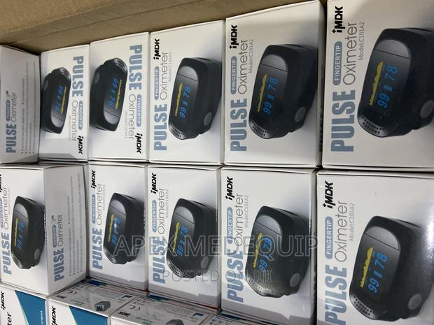 Finger Tip Pulse Oximeter Quality · Photo 1