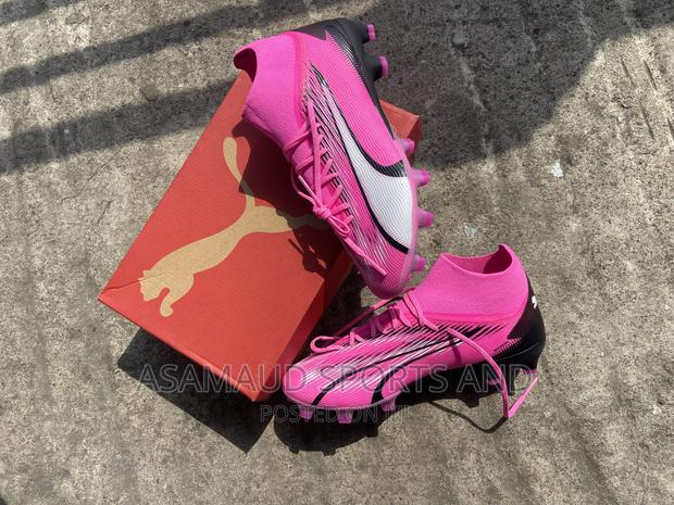 Original Cleat Available at Cool Price · Photo 3