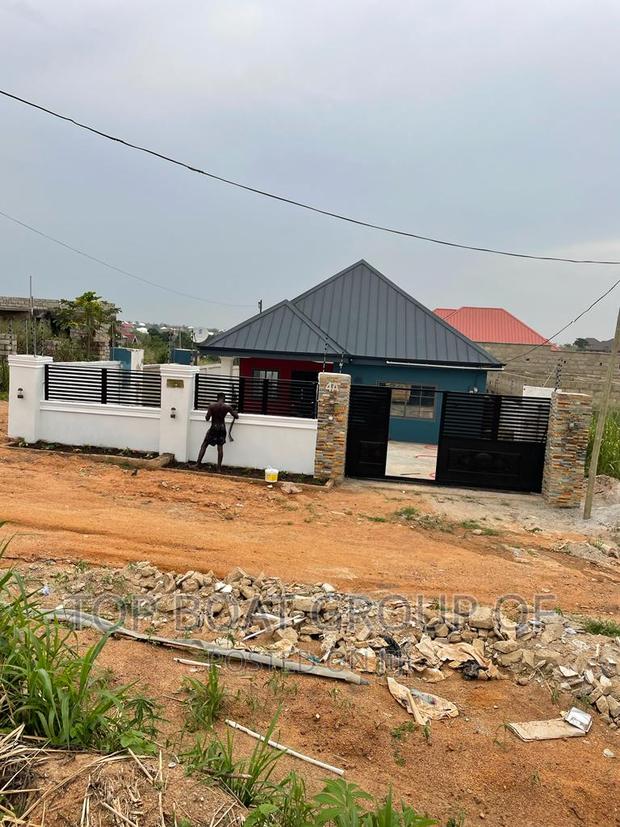Furnished 4bdrm House in Top Boat Estate, Kumasi Metropolitan for sale · Photo 1
