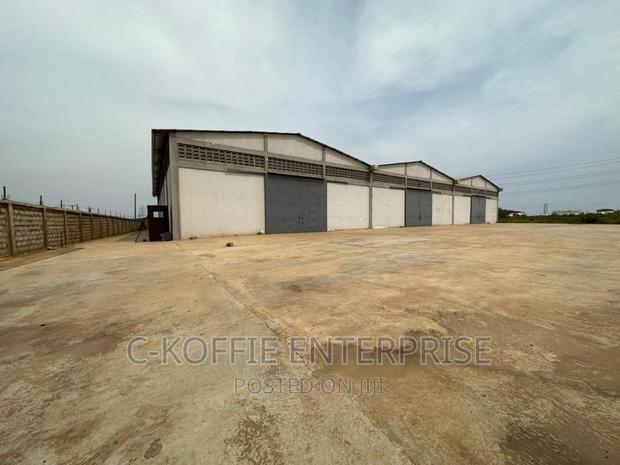 1000sqm Warehouse at Tema-Tor · Photo 1