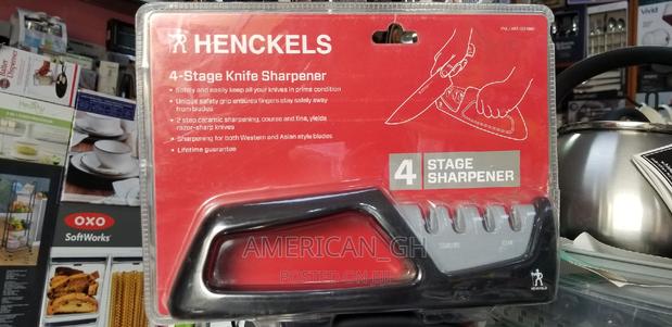 HENCKELS 4 Stages Knife Sharpener · Photo 2