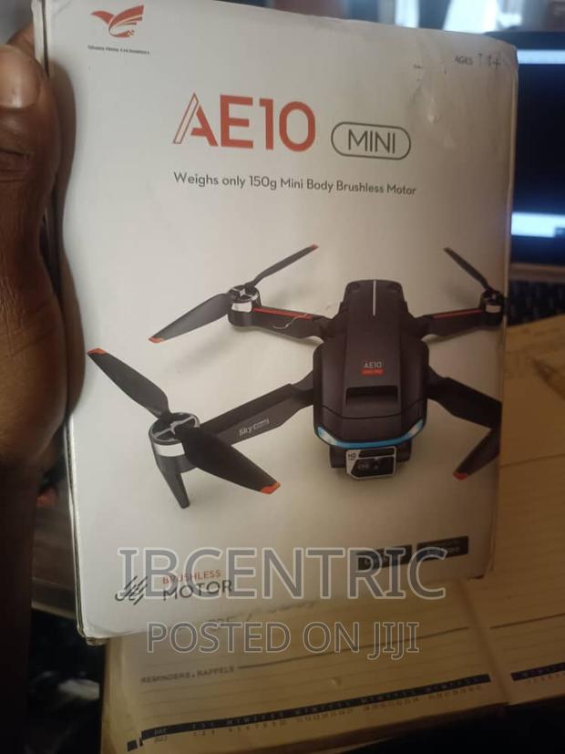 New AE10 Mini Folding Quadcopter Dual Camera Drone · Photo 8