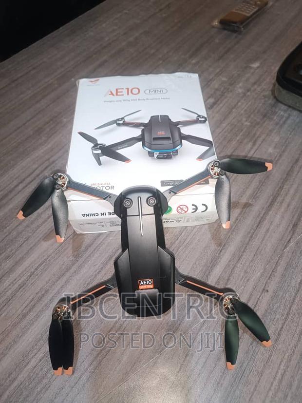 New AE10 Mini Folding Quadcopter Dual Camera Drone · Photo 3