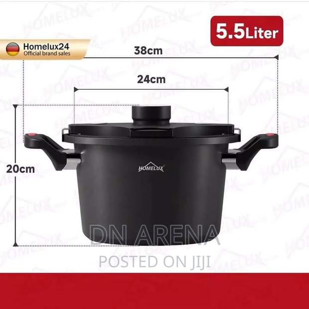 Homelux 5.5 Low Pressure Cooker · Photo 1