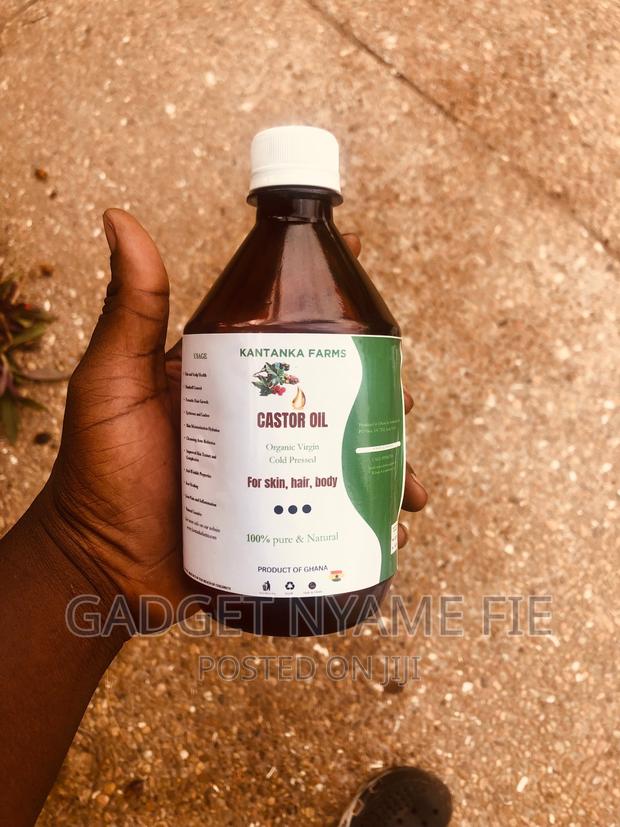 Organic Pure Castor Oil (For Acne Treatment) · Photo 1