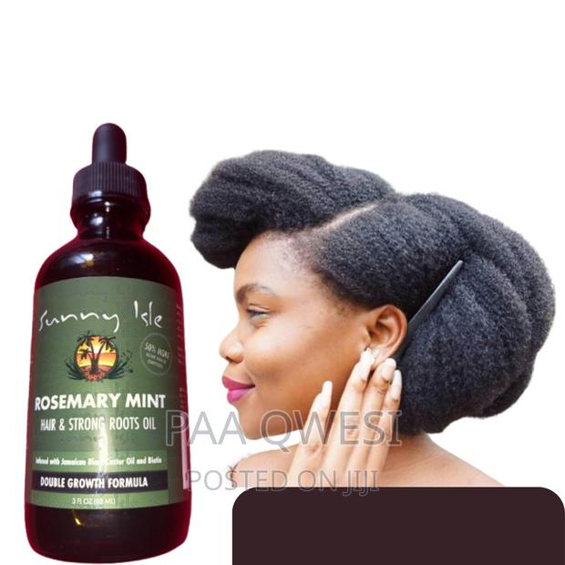 Rosemary Oil Infused With Biotin Jamaican Castor Oil. · Photo 1