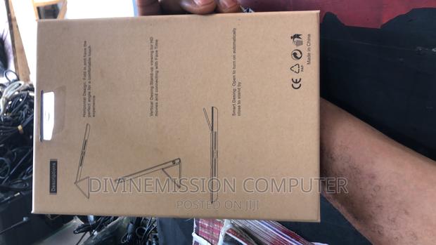 Samsung Tab A9 Original Case 8.7 Inches, Smart Case · Photo 3