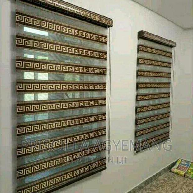 Window Blinds · Photo 3