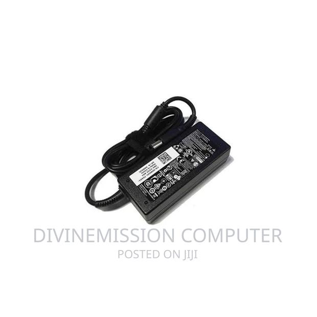 Dell Laptop Charger Small Pin Home Used 19.5v,90w · Photo 1