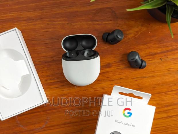 Google Pixel Buds Pro · Photo 2