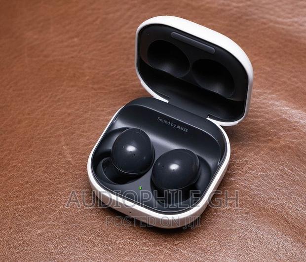 Samsung Galaxy Buds 2 Noise Cancelling ANC Earbuds · Photo 3