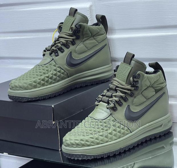 Nike Lunar Air Force 1 · Photo 1