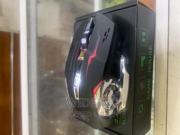 Coll Lighting Silent RGB Rechargeable Gaming Mouse · Photo 3