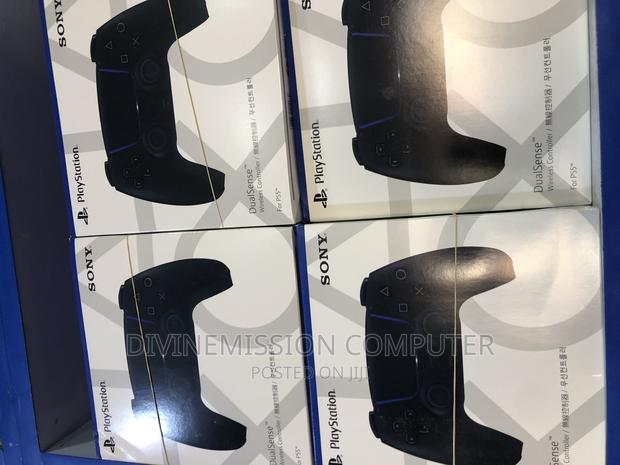 Ps5 Original Game Pad. Black Color · Photo 2