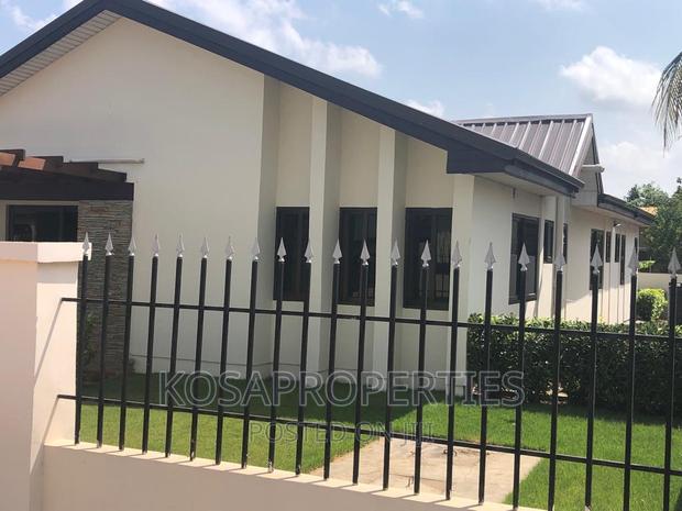 3bdrm House in Tema Community 22 for sale · Photo 2