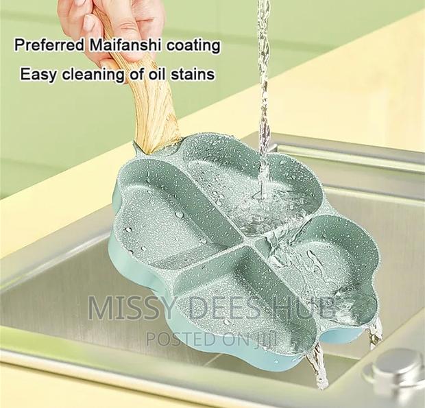 4 Heart-Shaped Frying Pan · Photo 5
