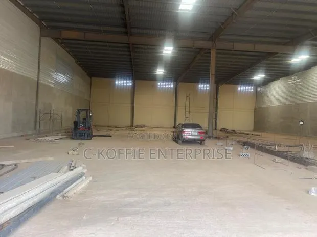 1000 SQM Warehouse at Spintex for Rent · Photo 1