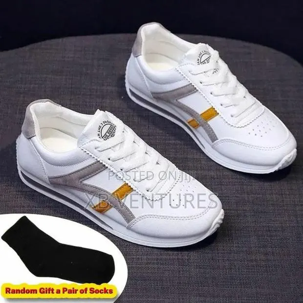 Street Style Women Casual Running Shoes · Photo 1