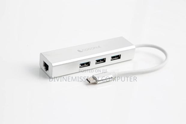 4 in 1 Type C Hub With Ethernet Adapter 3.0 · Photo 2