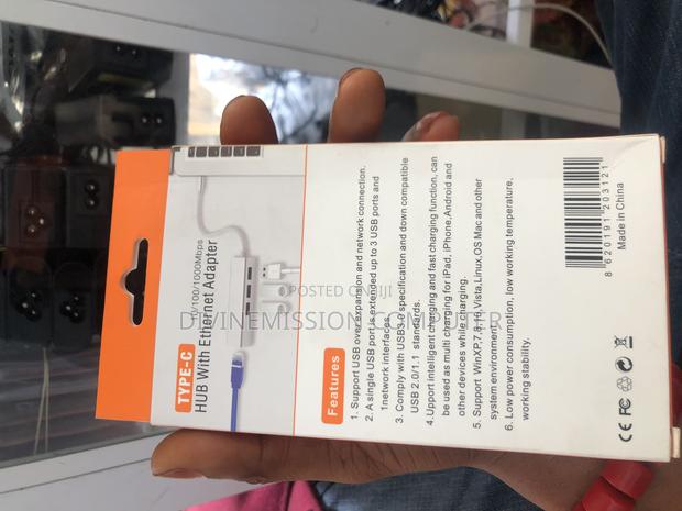 4 in 1 Type C Hub With Ethernet Adapter 3.0 · Photo 5