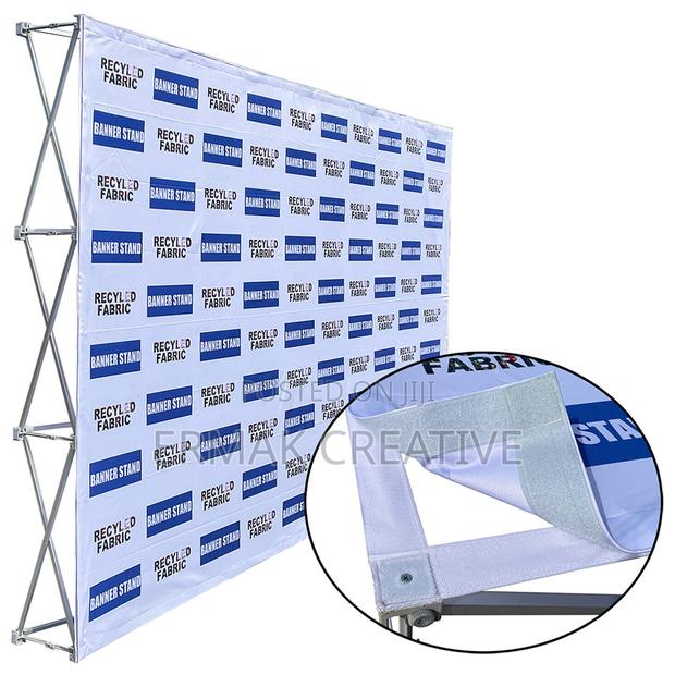 Portable Backdrop With Print ( Collapsible) · Photo 1