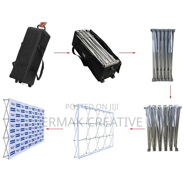 Portable Backdrop With Print ( Collapsible) · Photo 7