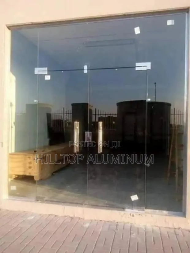 Shop Front Glass Door Installation · Photo 1