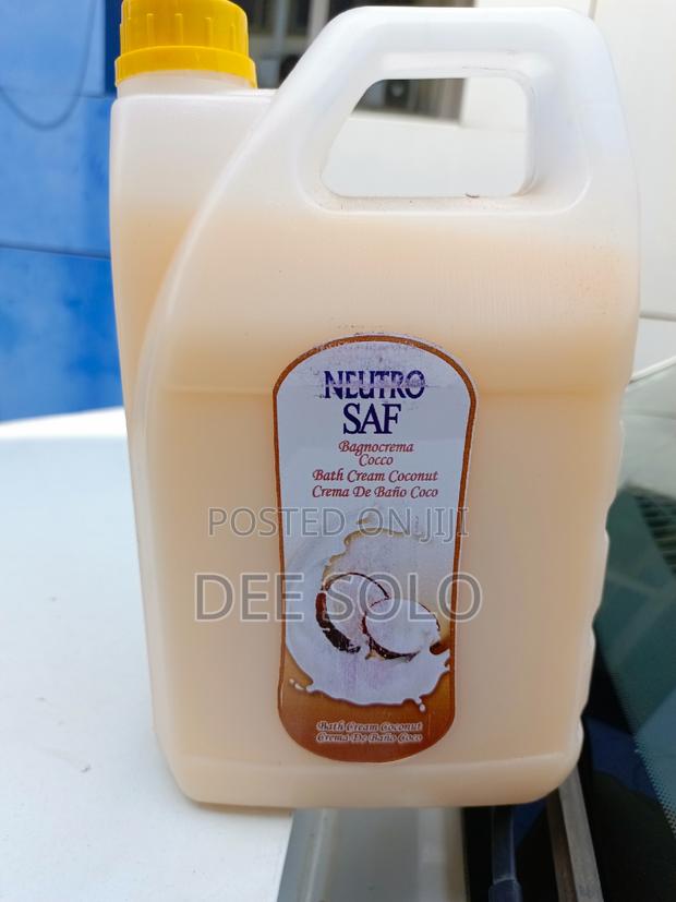 Body Shampoo for Bathing · Photo 2