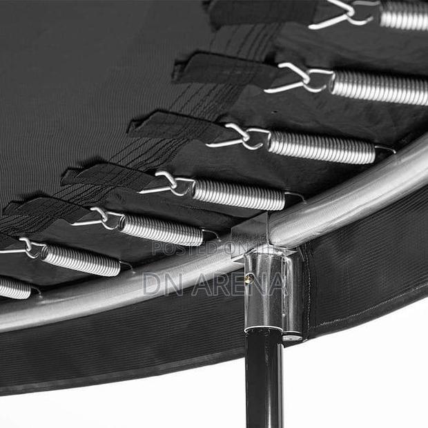 12ft Salta Black Round Comfort Edition Trampoline Enclosure · Photo 7