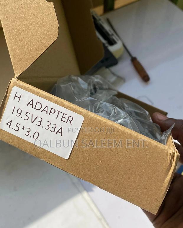HP Blue Pin / Tip 19.5V 3.33A 65W Laptop Adapter / Charger · Photo 4