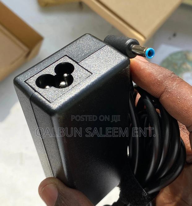 HP Blue Pin / Tip 19.5V 3.33A 65W Laptop Adapter / Charger · Photo 3