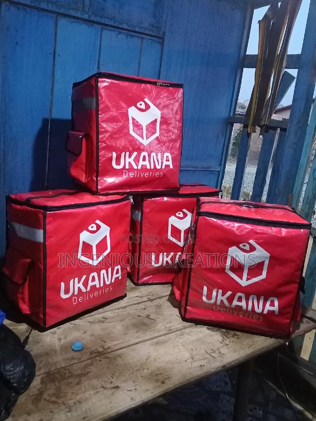 Customized Delivery Bags · Photo 1