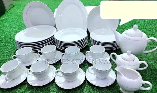47pcs Ceramic Dinner Set · Photo 1