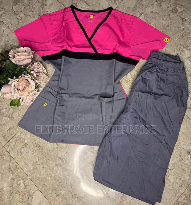 Hospital Scrubs (Nurses and Doctors) · Photo 3