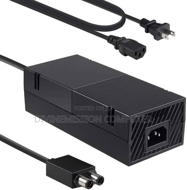 Xbox One Power Adapter · Photo 1