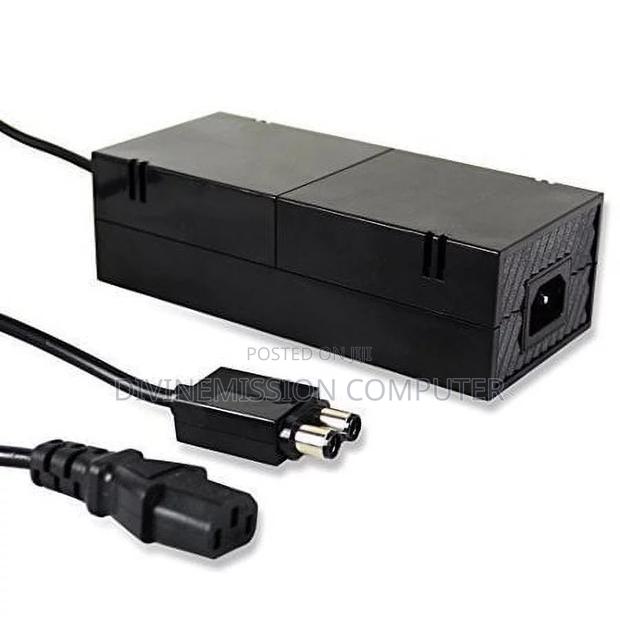 Xbox One Power Adapter · Photo 2