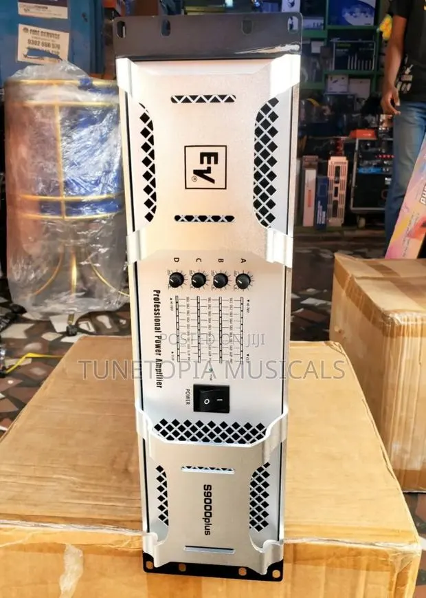 Electro-voice (Ev) S9000plus 4-channel Professional Power Amplifier. · Photo 1