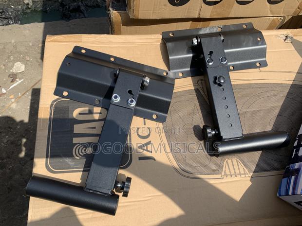 Wall Mount Speaker Stand · Photo 1