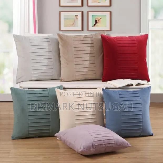 Sofa Pillows for Sale · Photo 1