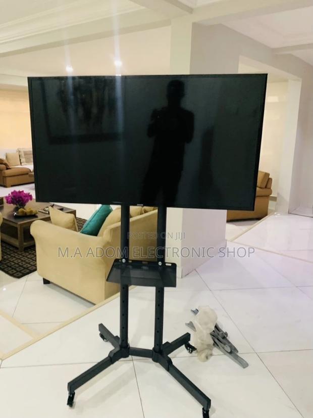 High Quality Moveable Tv Trolly for 32”-70” Tv,Black. · Photo 1