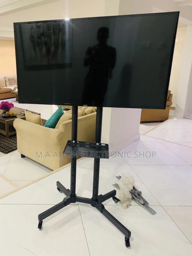Purchase Quality Moveable(Black) Tv Trolly for 32”-70” Tv. · Photo 1