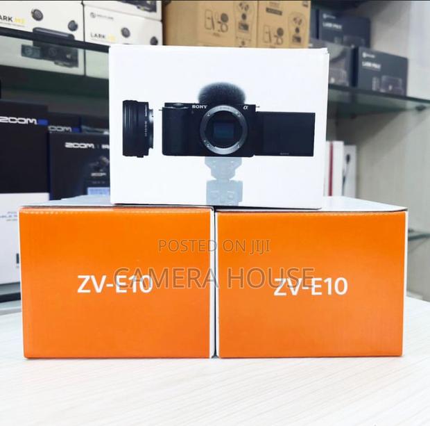 Sony Zv-e10 Digital Camera · Photo 1