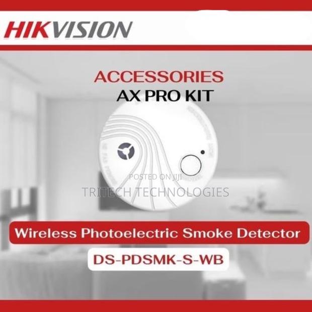 HIKVISION DS-PDSMK-S-WE Wireles Photoelectric Smoke Detector · Photo 1