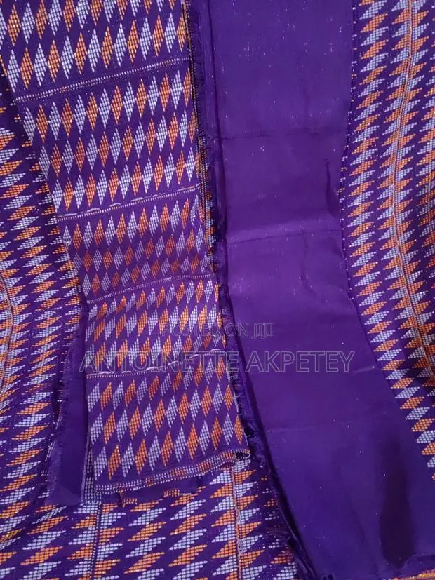 Hand Woven Kente · Photo 1