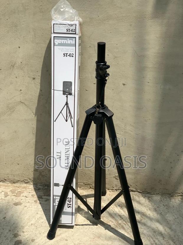 Speaker Stand · Photo 1