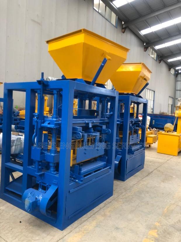Industrial Block Machine · Photo 2
