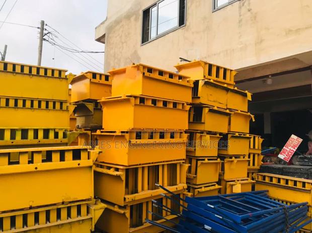 Industrial Block Machine · Photo 3